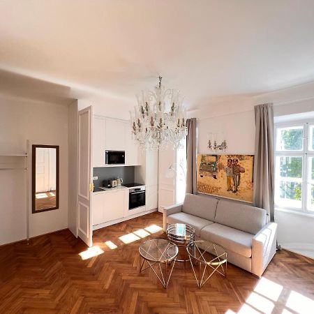 Ab Ljubljana - Breg Apartments Екстер'єр фото
