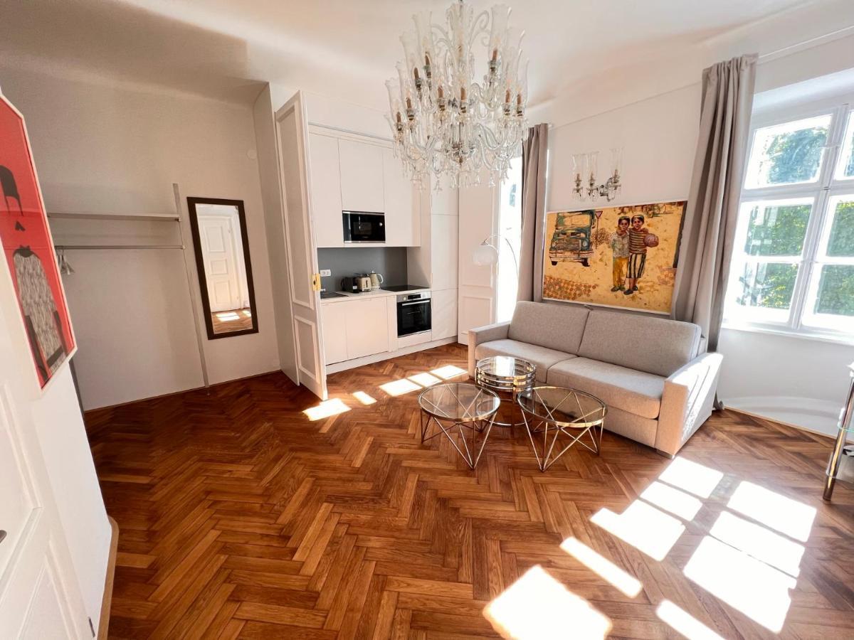 Ab Ljubljana - Breg Apartments Екстер'єр фото